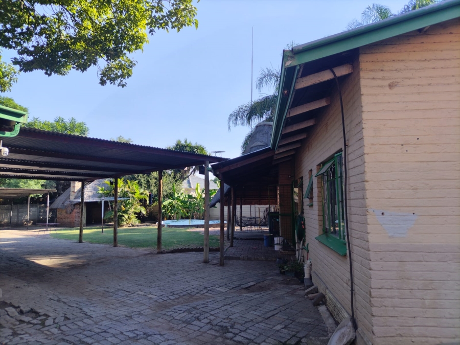 3 Bedroom Property for Sale in Rustenburg Central North West